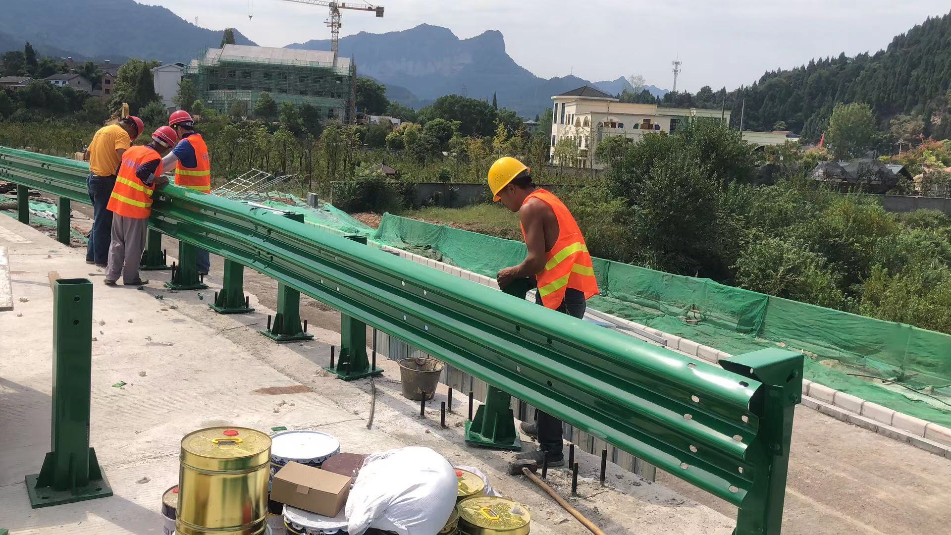 下城区热镀锌波形护栏热镀锌波形护栏 - 推荐